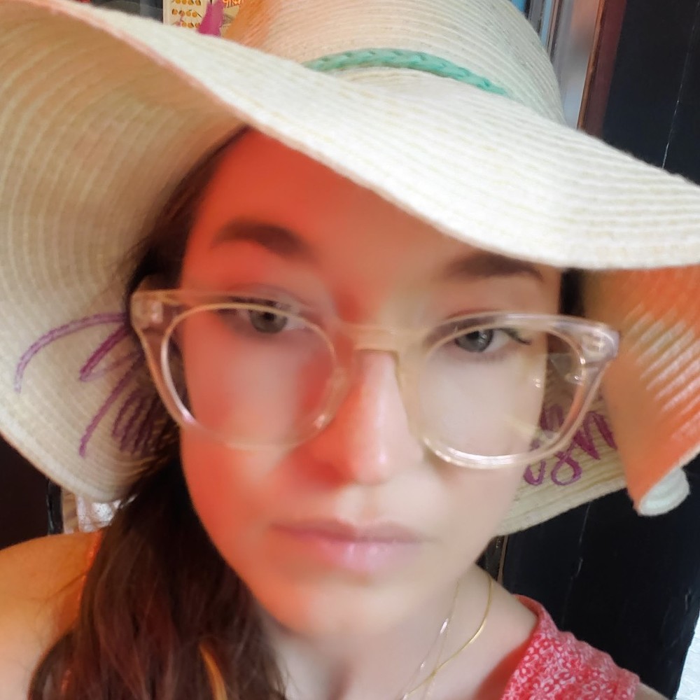 Meet your Posher, Joiya